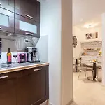فندق مبيت وإفطار Relais 155 4*